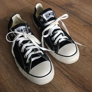 CONVERSE Chuck Taylor